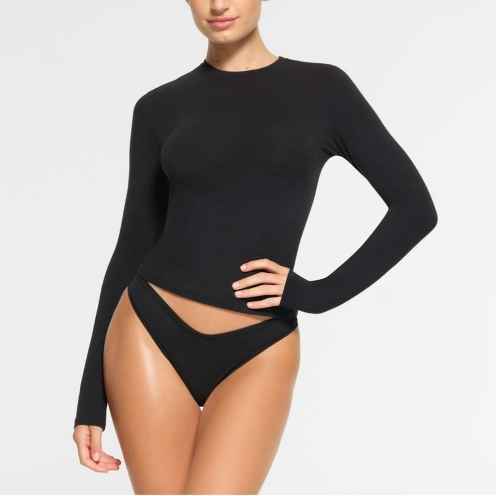 SKIMS Cotton Rib Long Sleeve T-Shirt -NWT